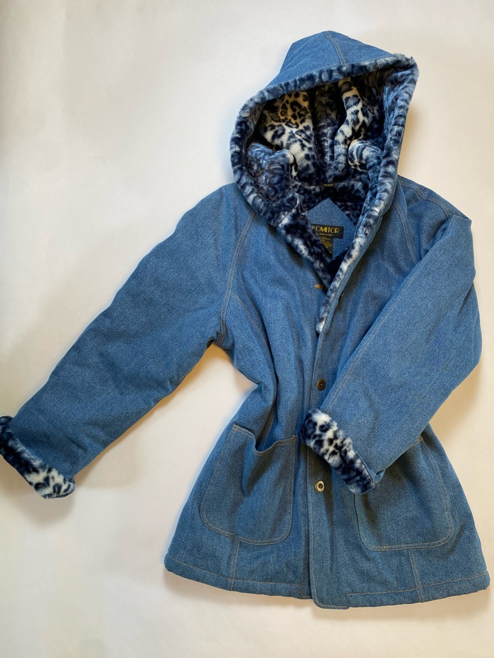 Women’s Blue Denim Hooded Jacket with Faux-Fur Lining